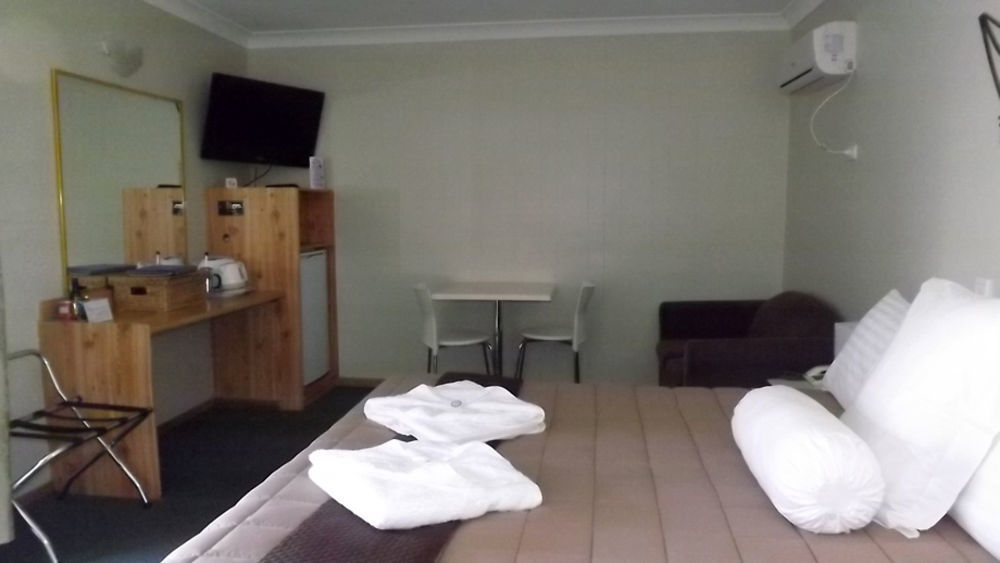 Karuah Motor Inn Extérieur photo